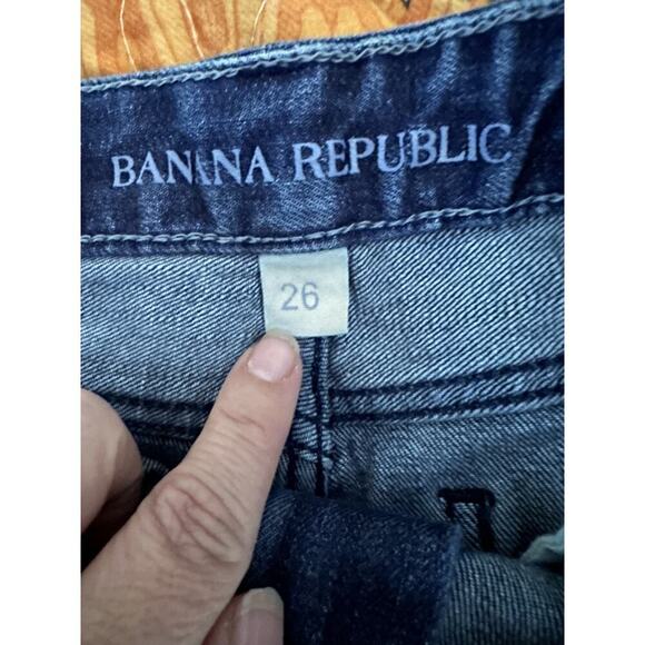 Banana Republic Straight Pencil Skirt Women's Size 26 Blue Denim 5-Pockets - Picture 3 of 6